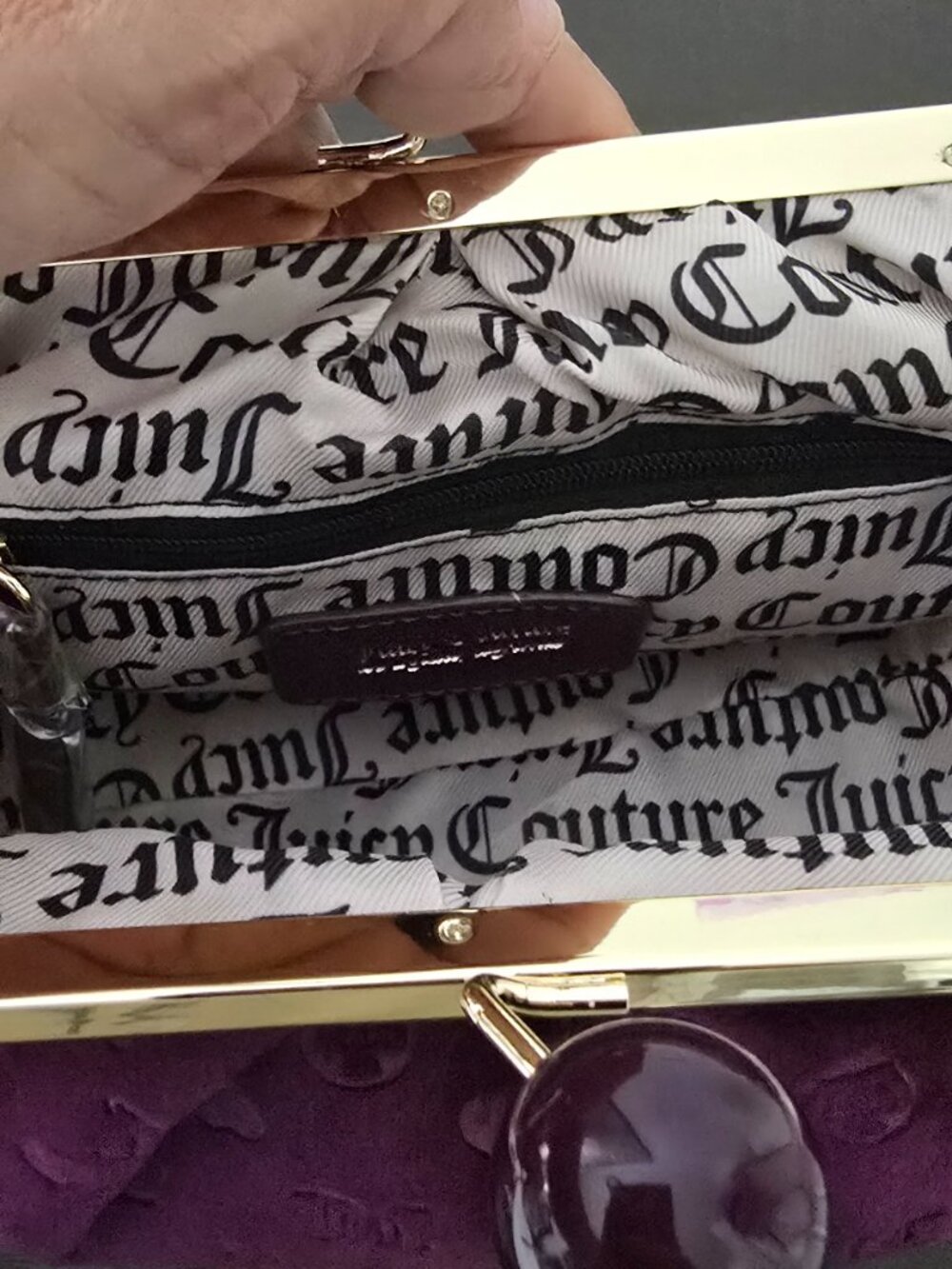 Juicy Couture Purple Monogram Velvet Kisslock Handbag / NWT - Picture 4 of 6